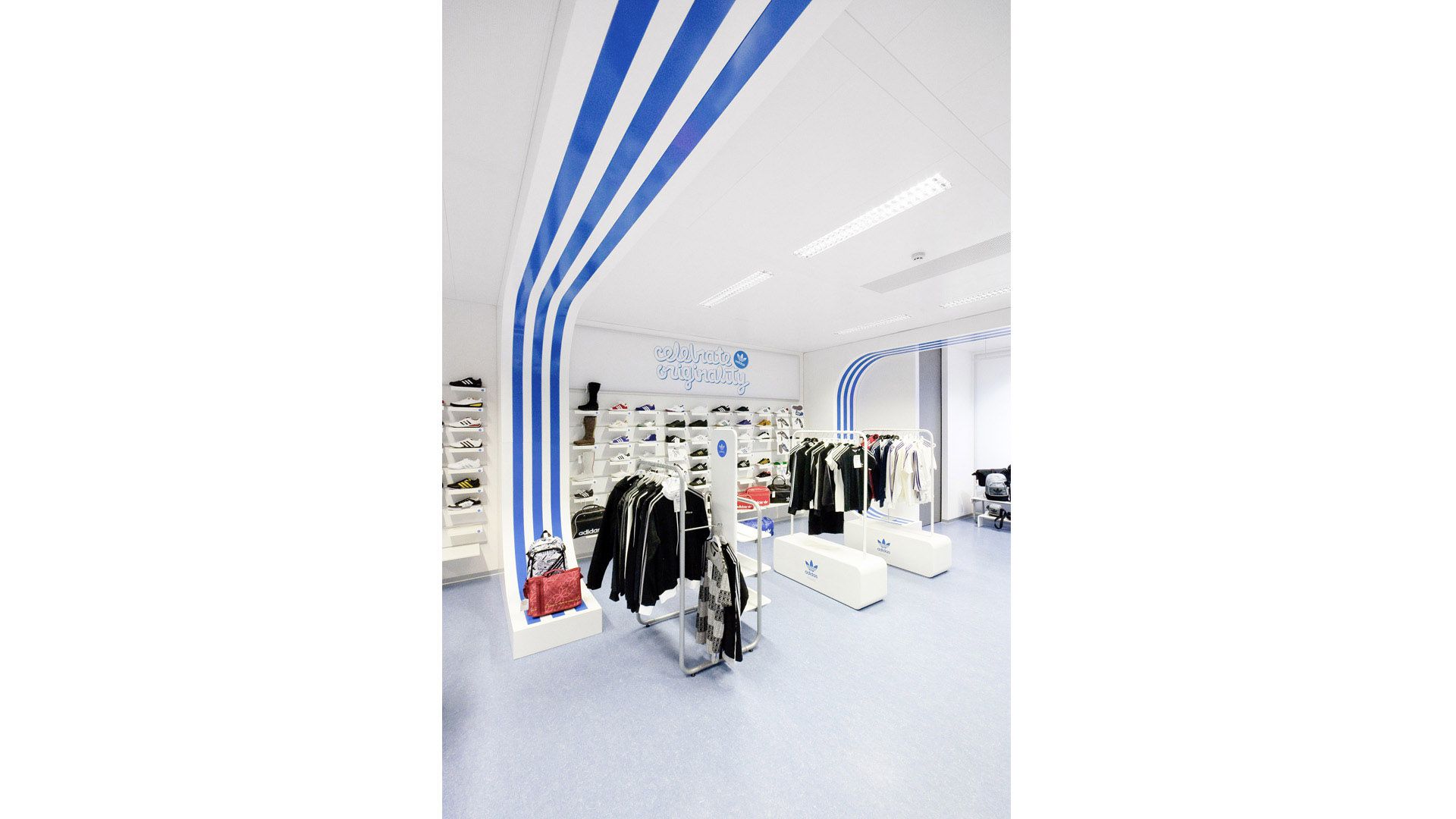 Dizajn interiéru showroomu Adidas