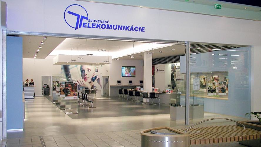 Interiérový dizajn pre sieť pobočiek Slovenských telekomunikácií