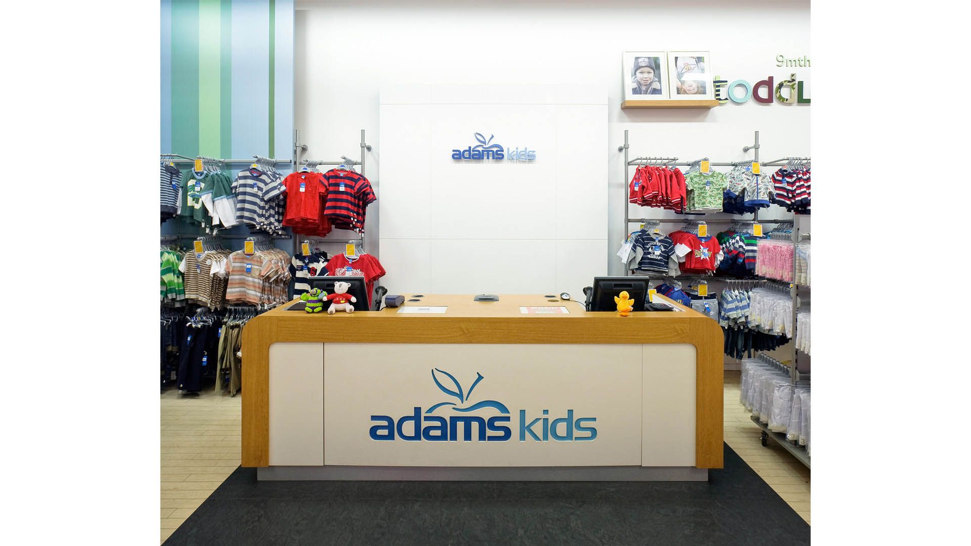 Pokladňa v predajni Adam Kids